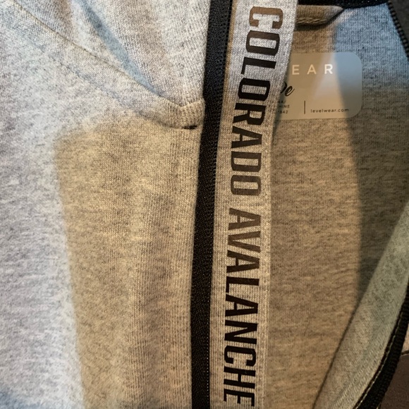 LEVELWEAR Verve cotton blend gray hoodie. Size M. NWOT. - Picture 6 of 11